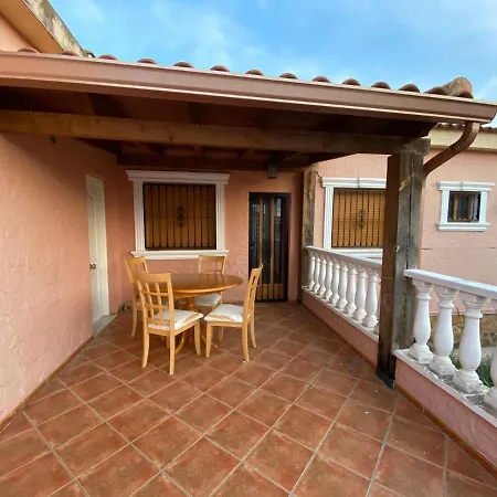 Dolores, Un Chalet Con Piscina Y Barbacoa En La Huerta Del Segura. Catral