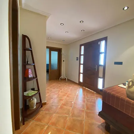 Chalet Dolores, Un Chalet Con Piscina Y Barbacoa En La Huerta Del Segura.