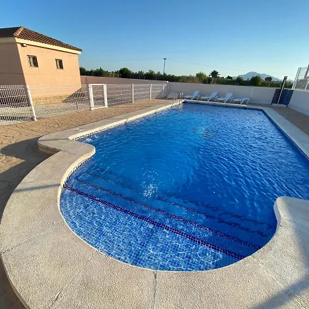Chalet Dolores, Un Chalet Con Piscina Y Barbacoa En La Huerta Del Segura.