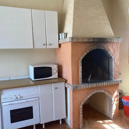Dolores, Un Chalet Con Piscina Y Barbacoa En La Huerta Del Segura. Catral